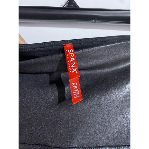 Spanx Leggings XL Black Faux Leather Slimming Tummy Control Compression Mobwife - Picture 4 of 10